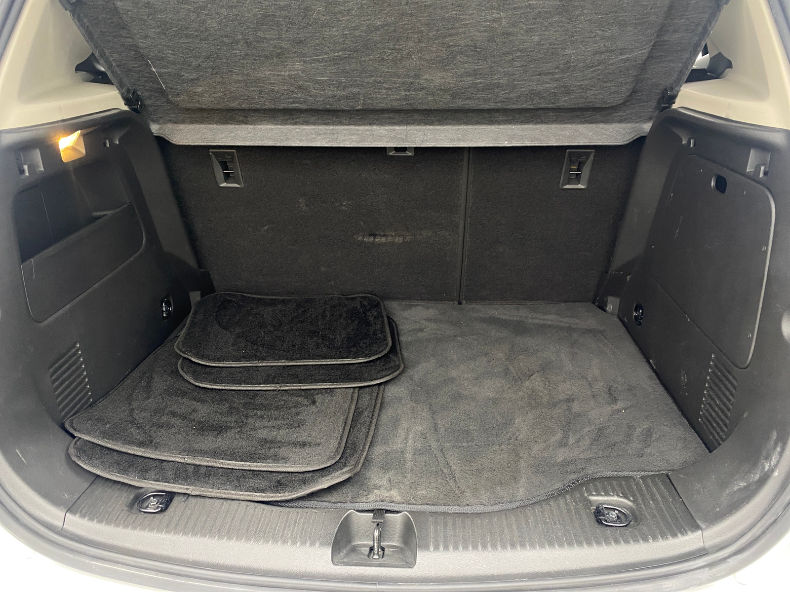 Thumbnail: 2019 Buick Encore - 6