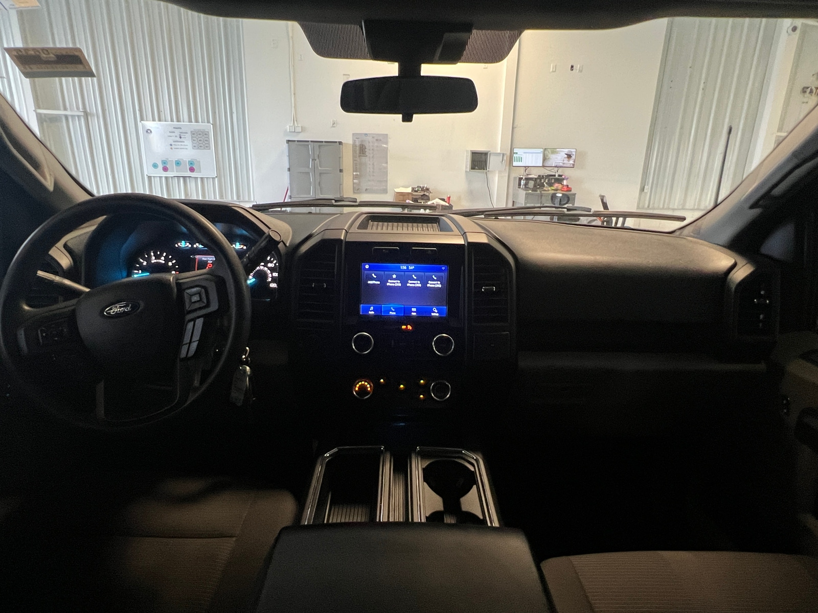 Thumbnail: 2019 Ford Econoline - 3