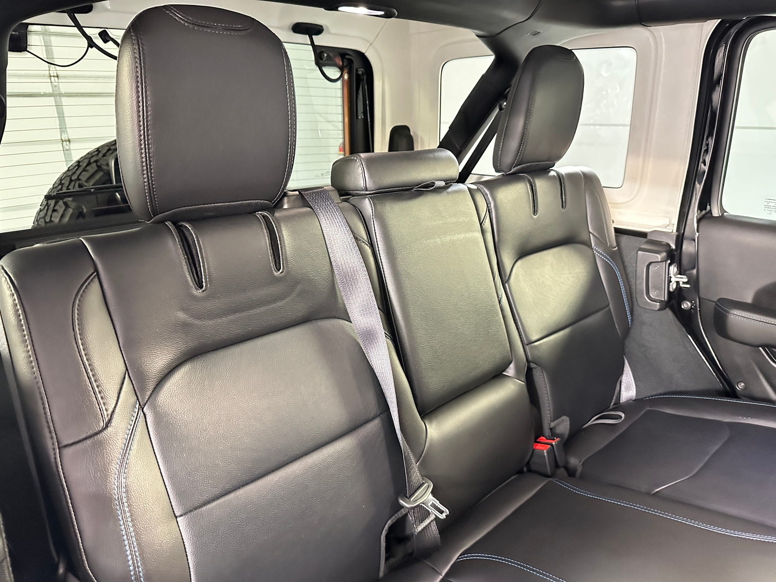 Thumbnail: 2023 Jeep Wrangler - 6