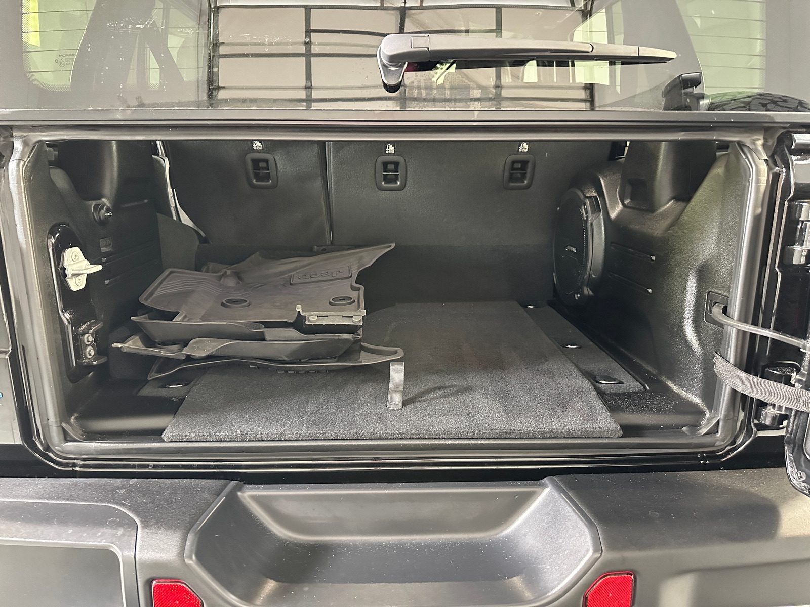 Thumbnail: 2023 Jeep Wrangler - 7