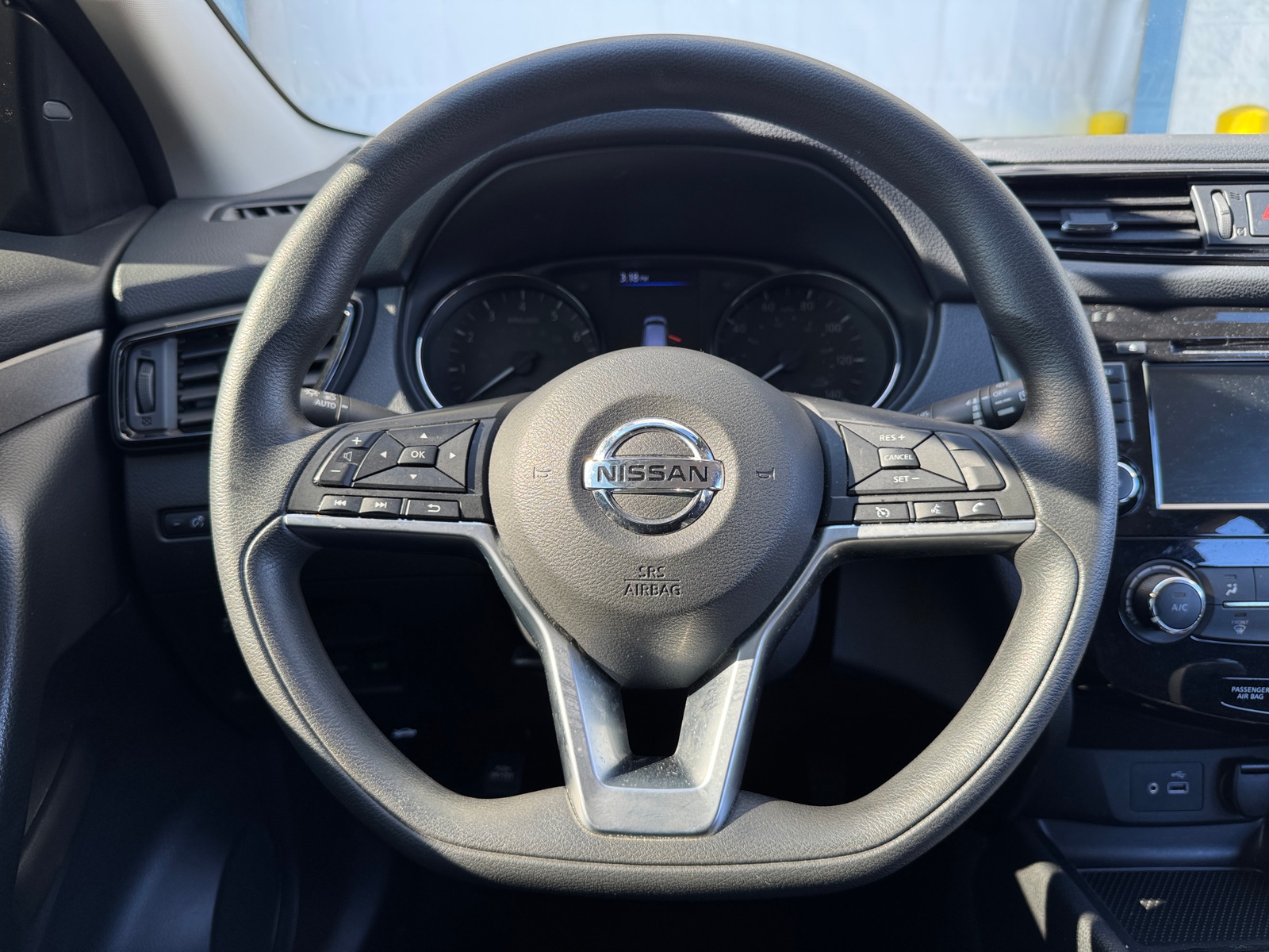 Thumbnail: 2020 Nissan Rogue Sport - 5