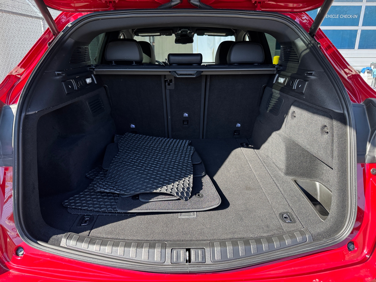 Thumbnail: 2022 Alfa Romeo Stelvio - 6