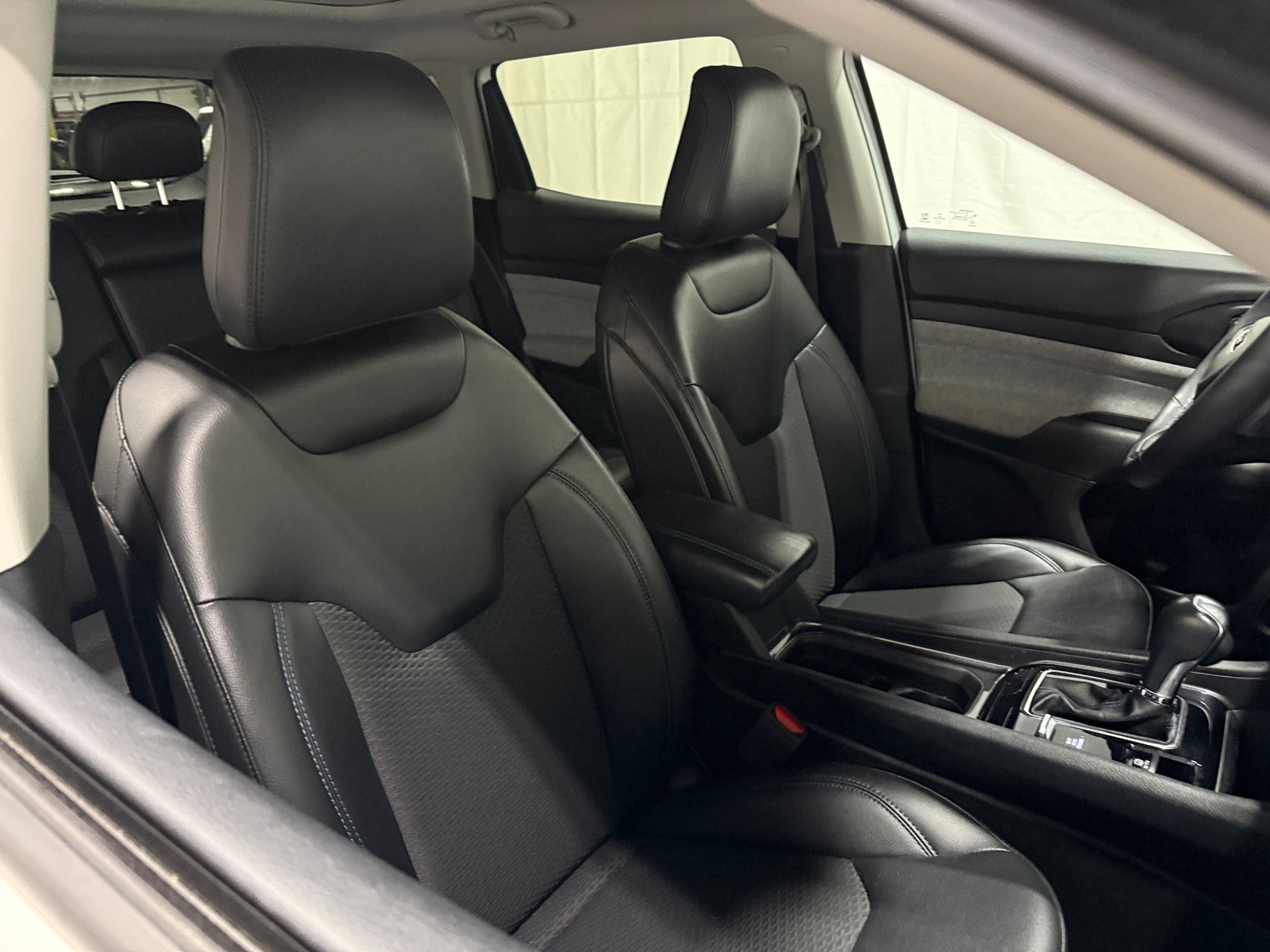 Thumbnail: 2022 Jeep Compass - 2