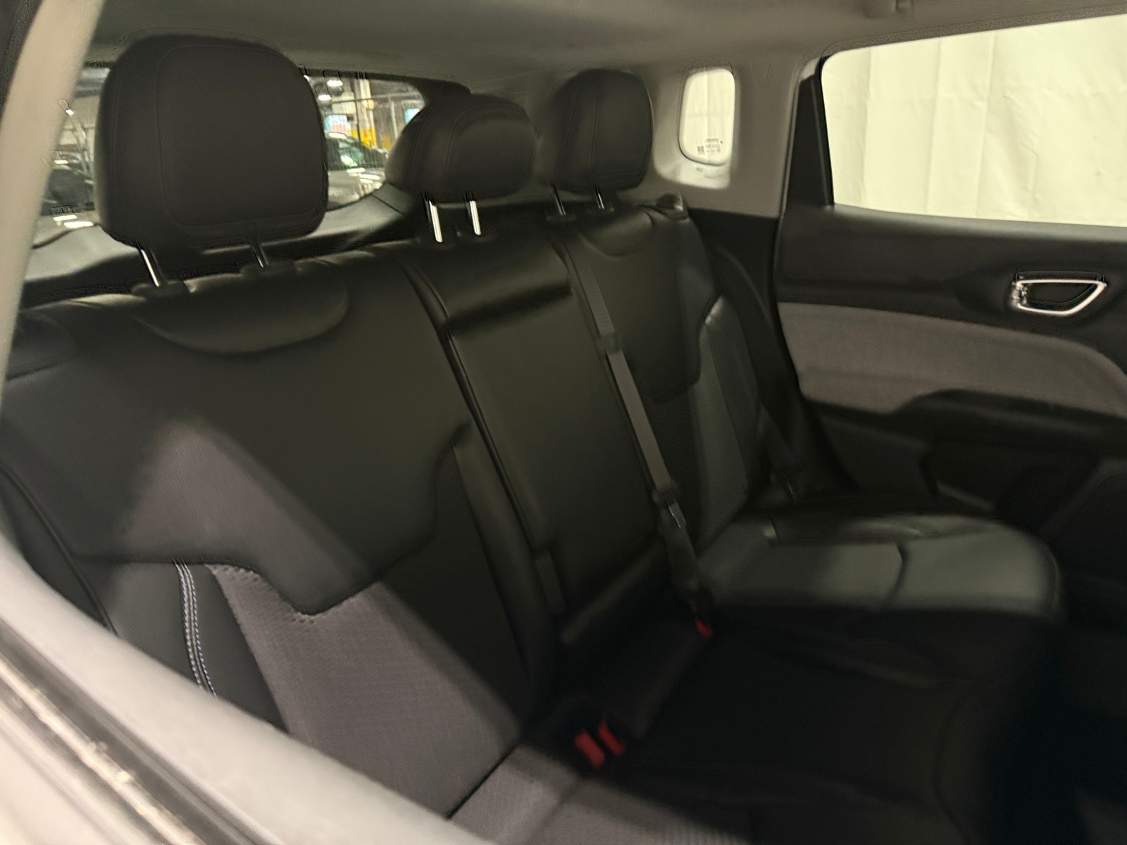 Thumbnail: 2022 Jeep Compass - 6