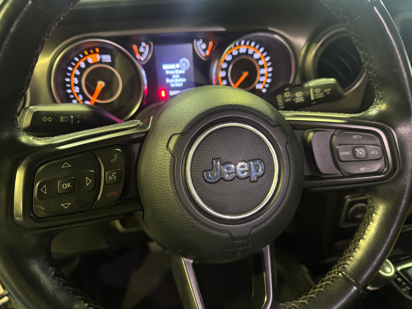 Thumbnail: 2022 Jeep Wrangler - 5