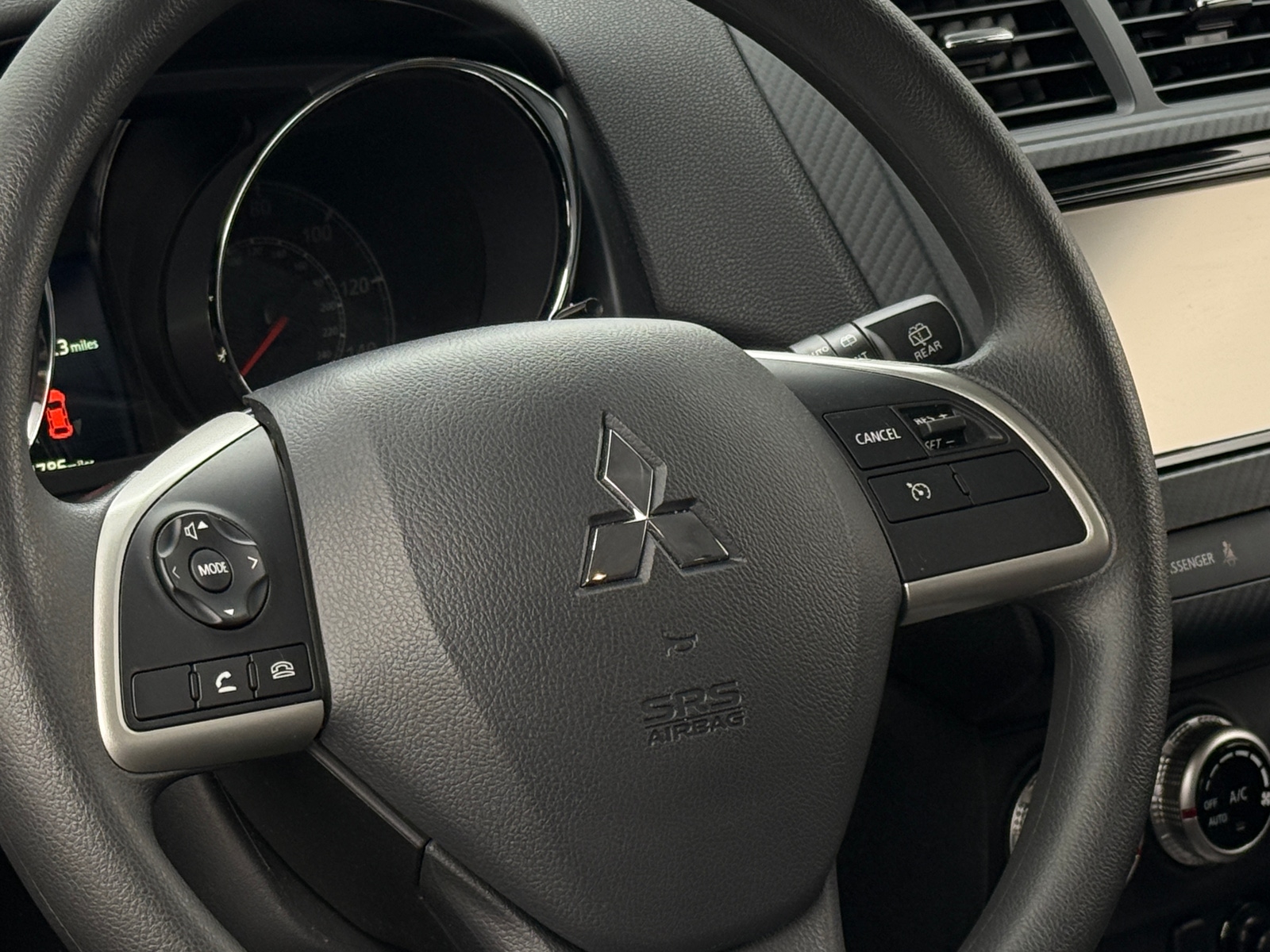 Thumbnail: 2024 Mitsubishi Outlander Sport - 5