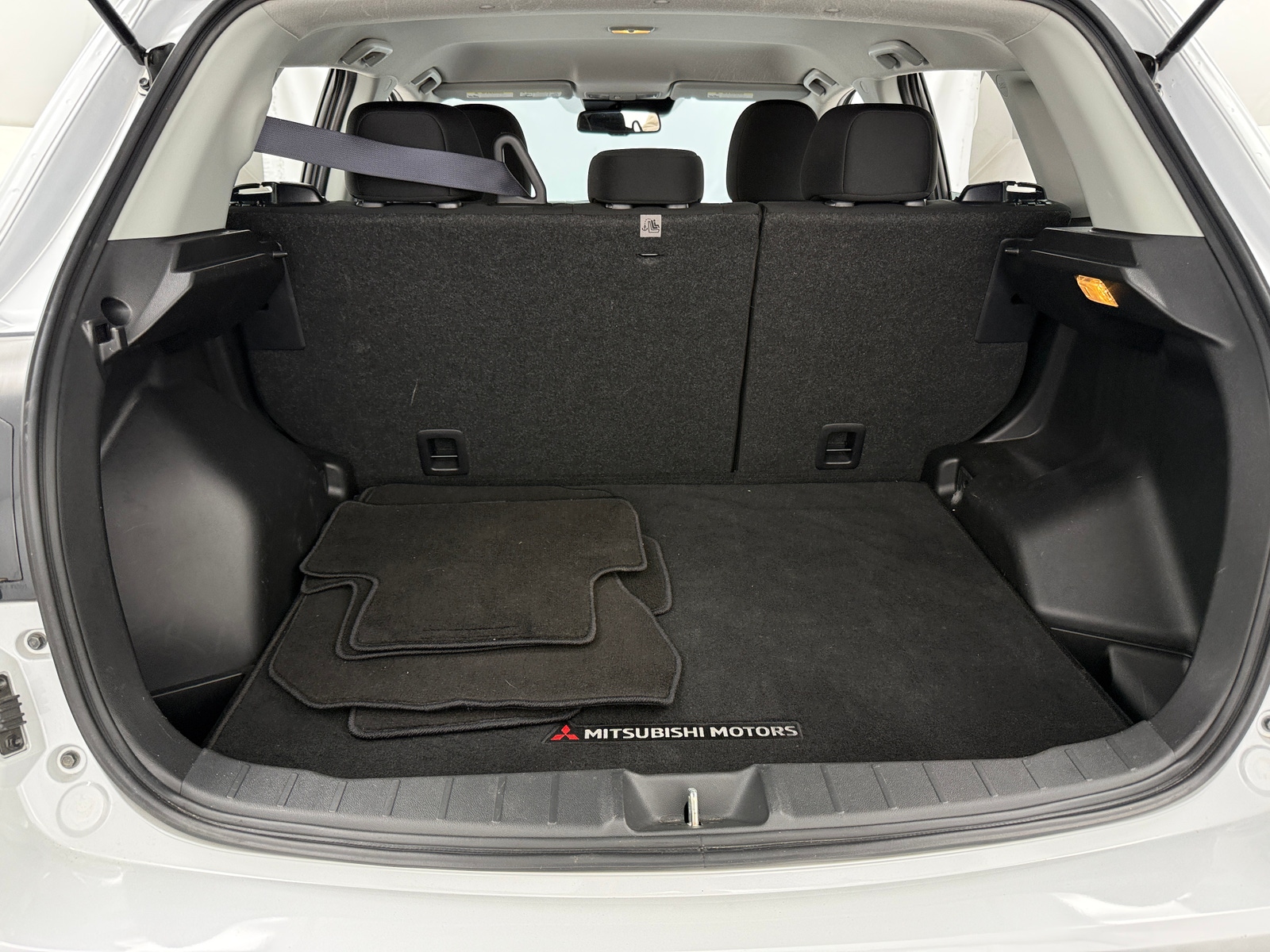 Thumbnail: 2024 Mitsubishi Outlander Sport - 7