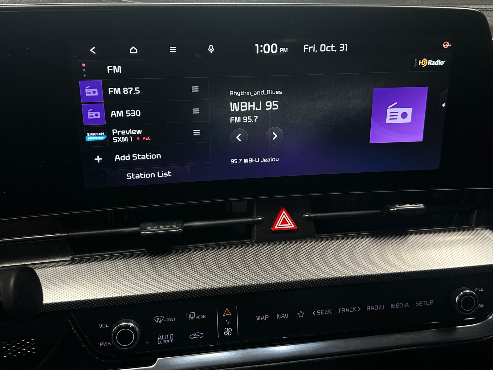 Thumbnail: 2023 Kia Sportage - 3