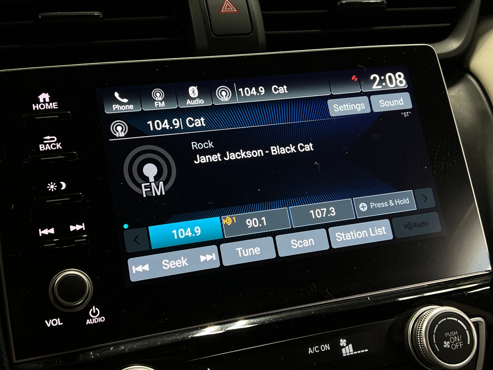 Thumbnail: 2022 Honda Insight - 4