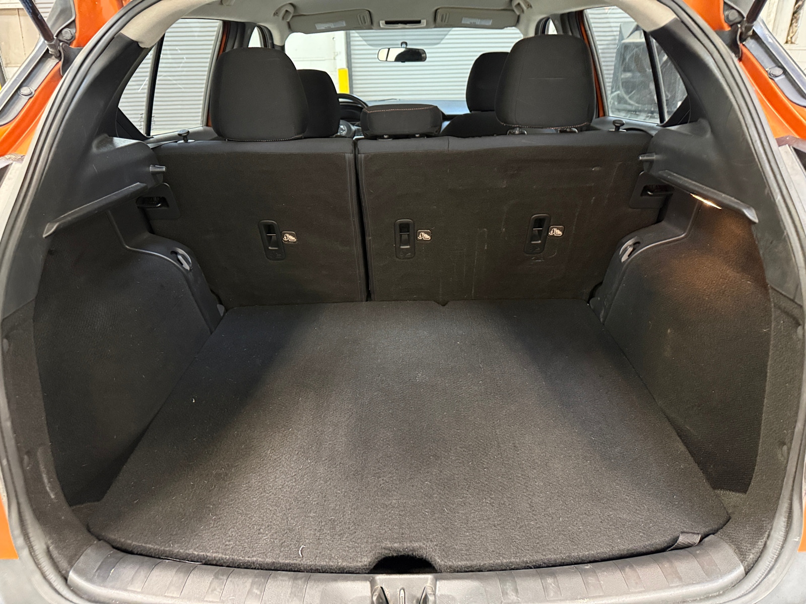 Thumbnail: 2018 Nissan Kicks - 7