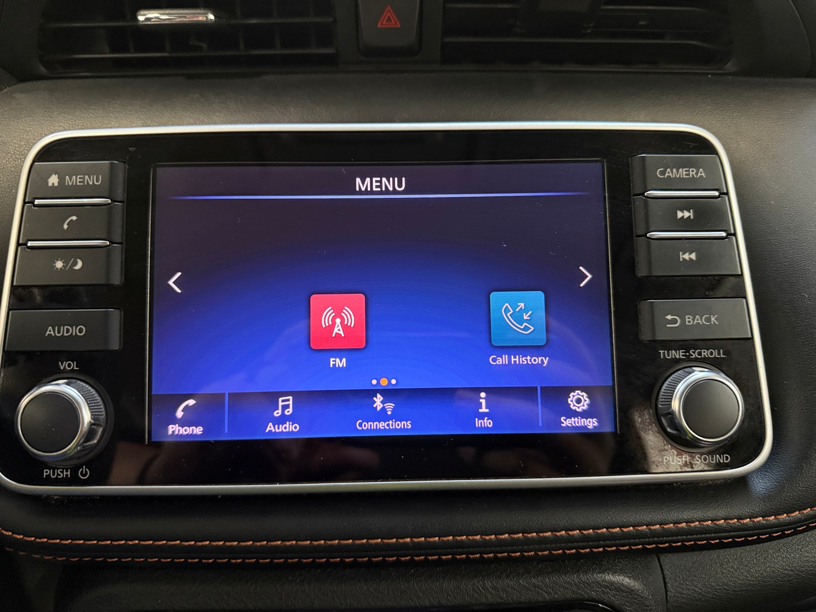 Thumbnail: 2018 Nissan Kicks - 4