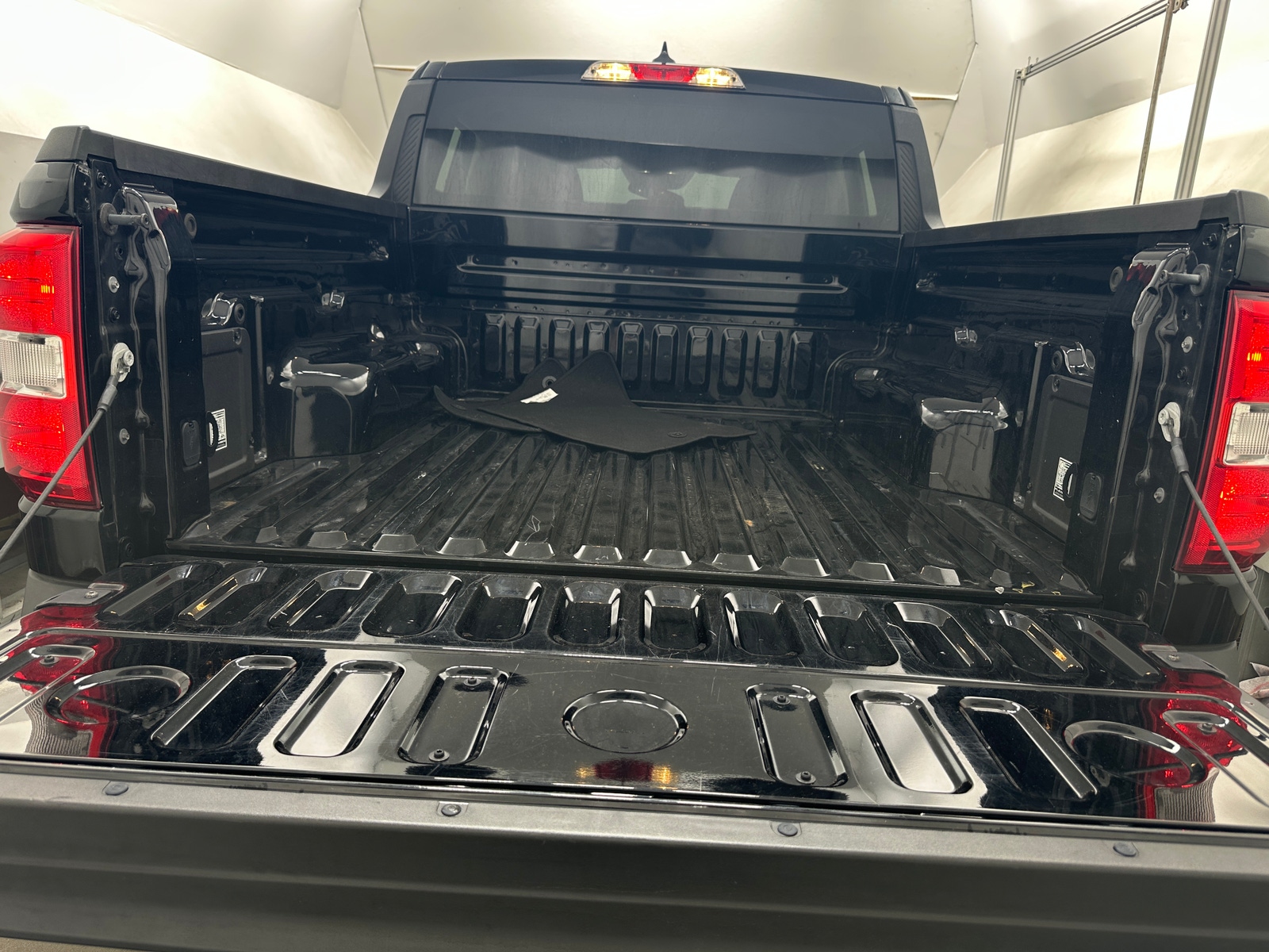 Thumbnail: 2022 Ford Maverick - 7