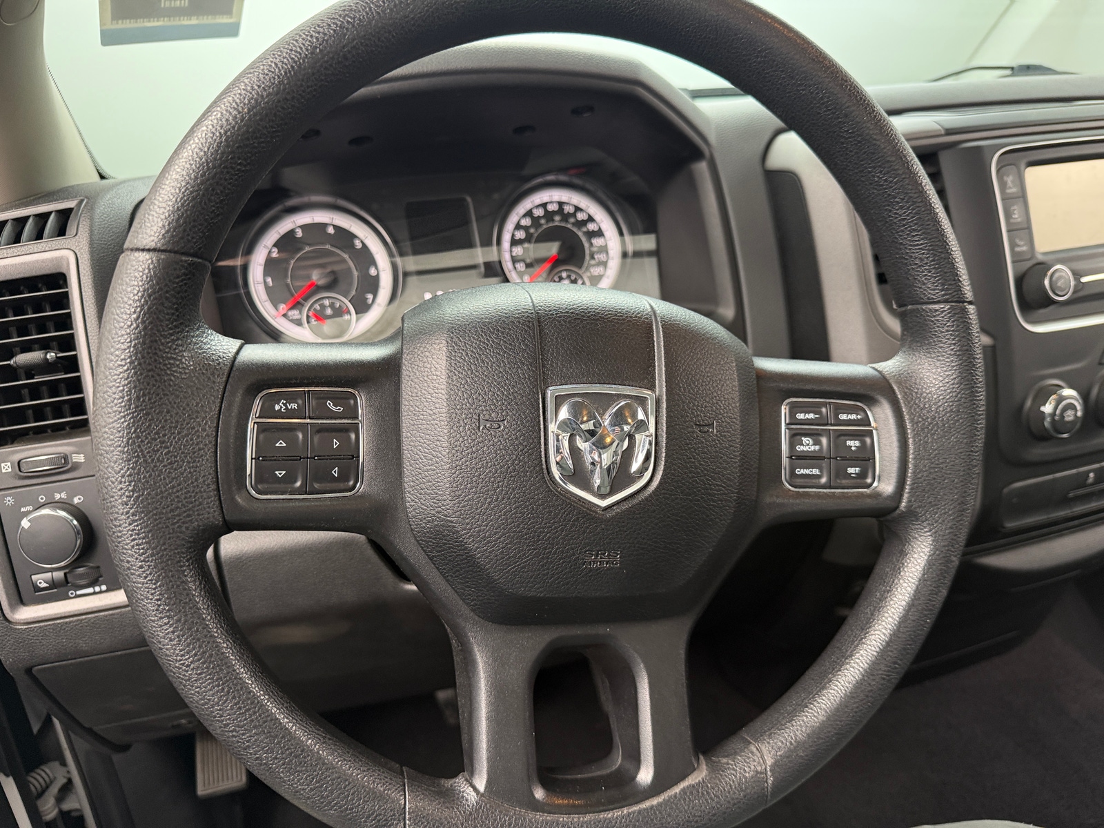 Thumbnail: 2019 RAM 1500 Classic - 5