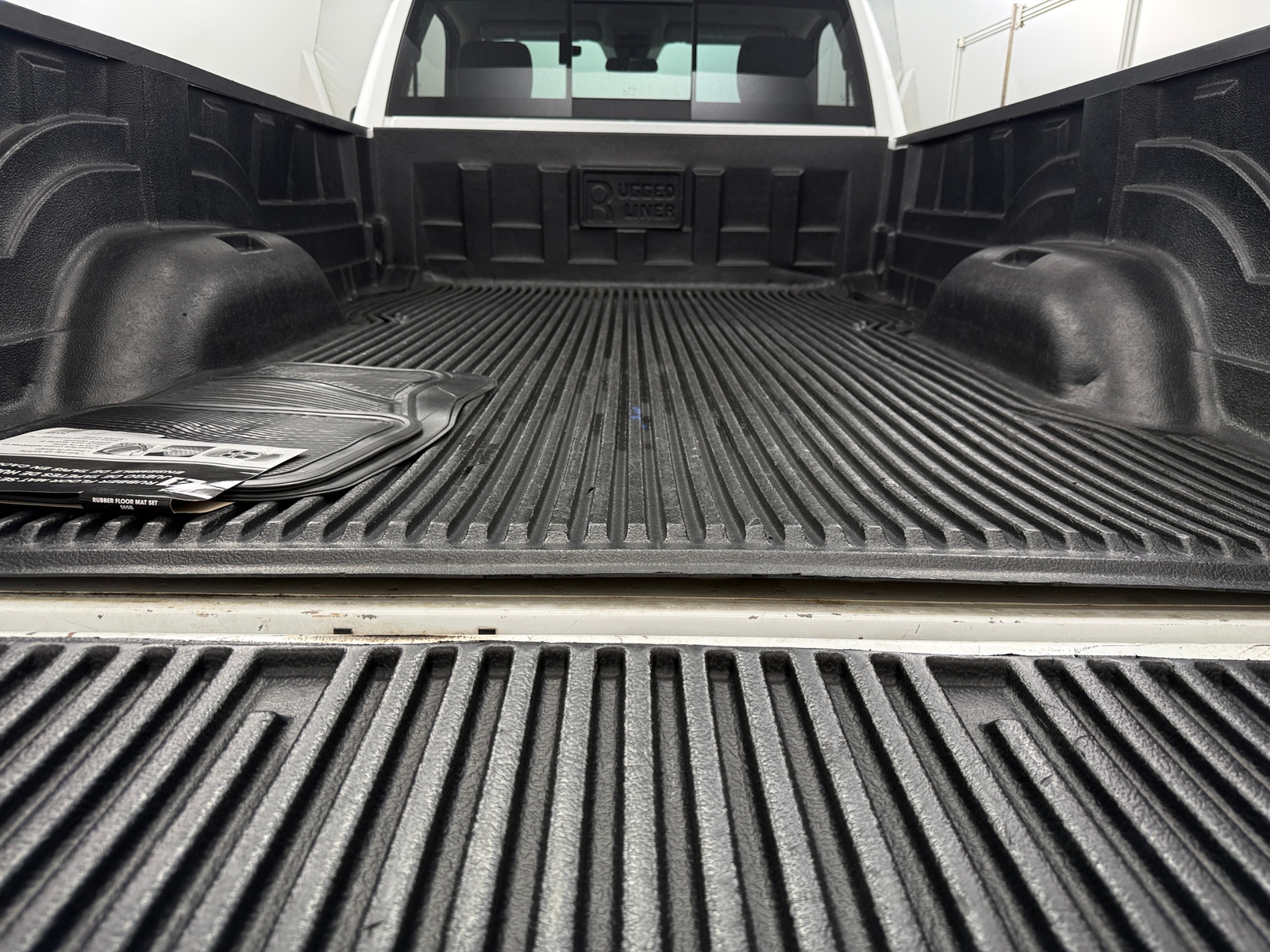 Thumbnail: 2019 RAM 1500 Classic - 6