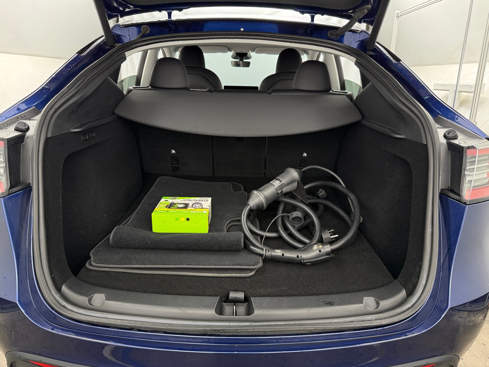 Thumbnail: 2023 Tesla Model Y - 6