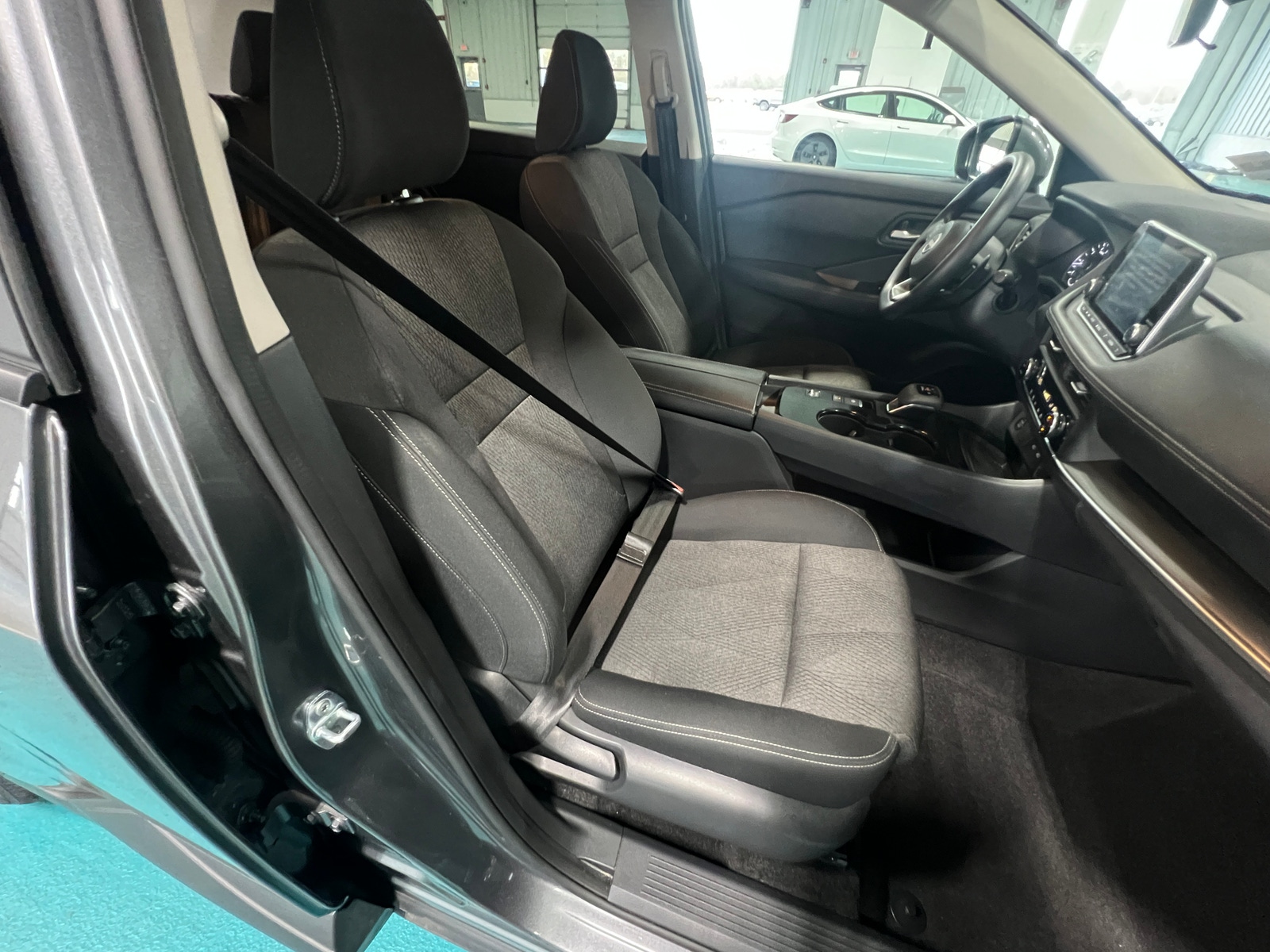 Thumbnail: 2024 Nissan Rogue - 2