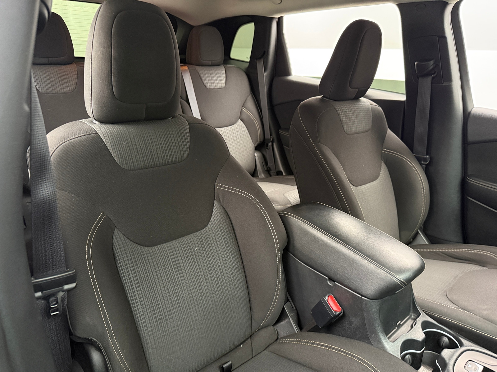 Thumbnail: 2016 Jeep Cherokee - 2