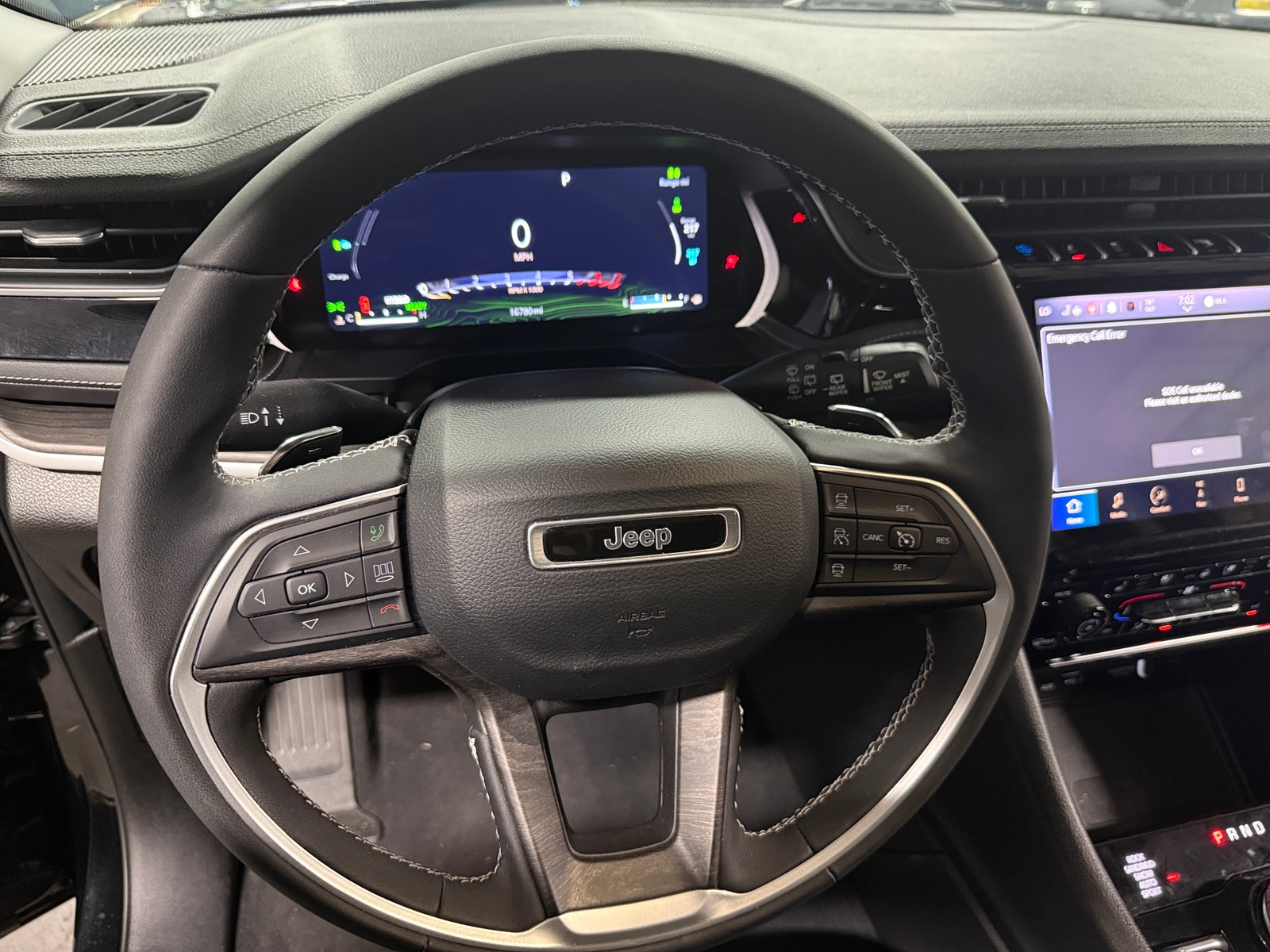 Thumbnail: 2023 Jeep Grand Cherokee - 4