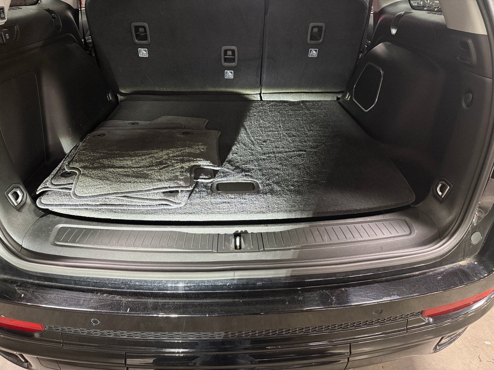 Thumbnail: 2023 Jeep Grand Cherokee - 6