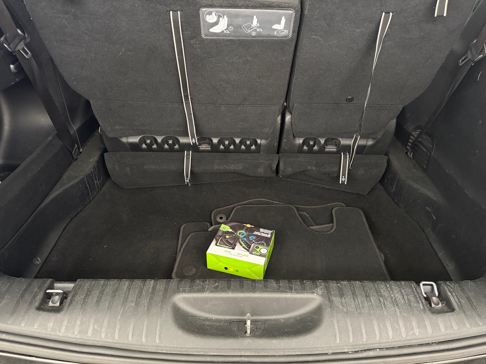 Thumbnail: 2018 Chrysler Pacifica - 7