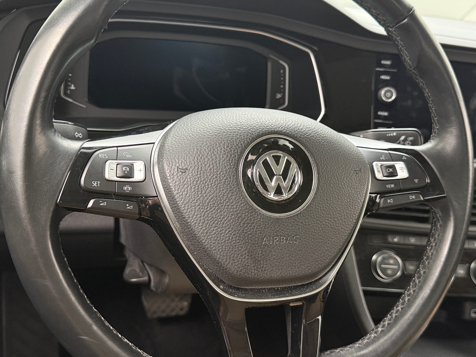 Thumbnail: 2019 Volkswagen Jetta - 5