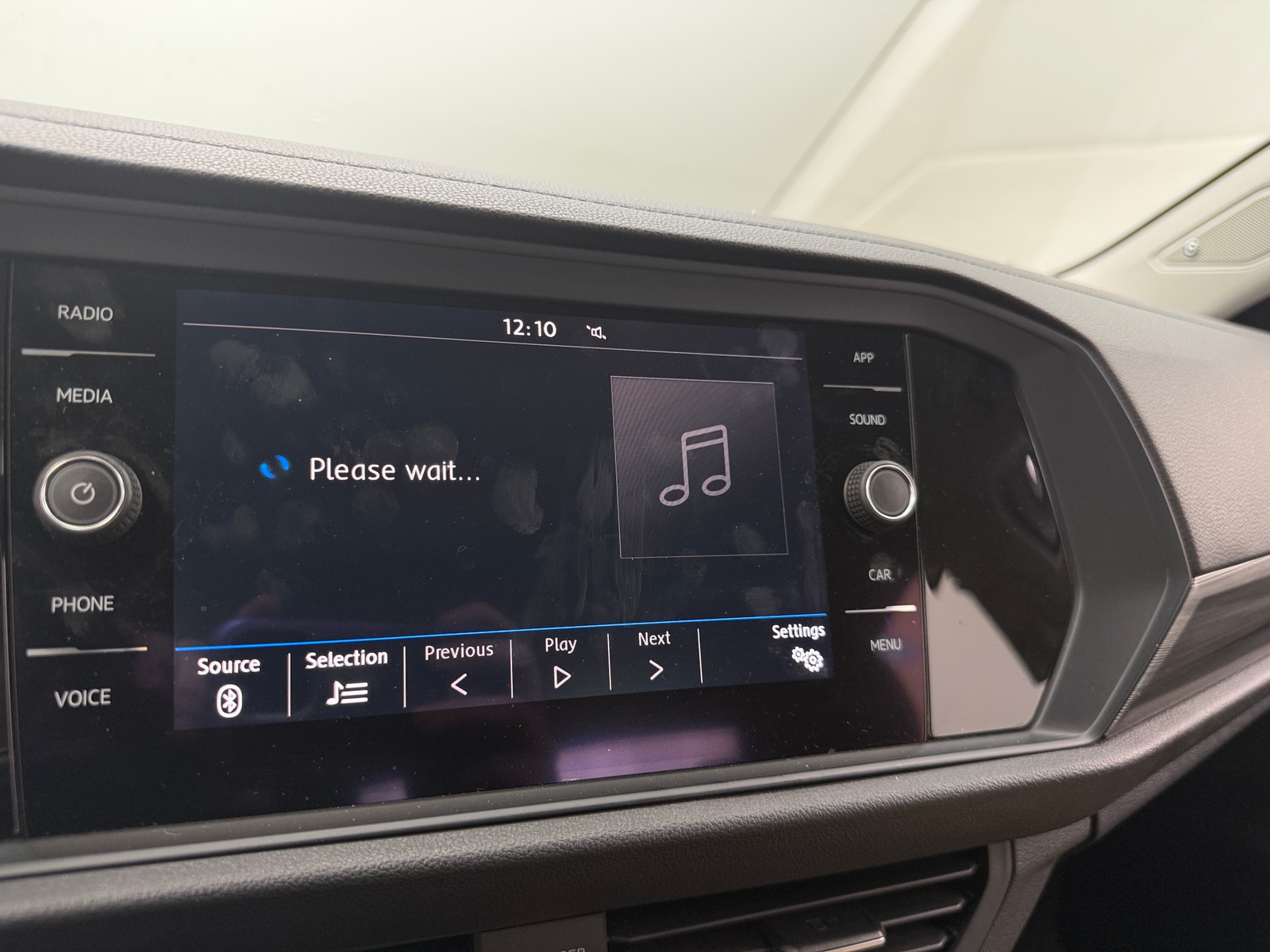 Thumbnail: 2019 Volkswagen Jetta - 4