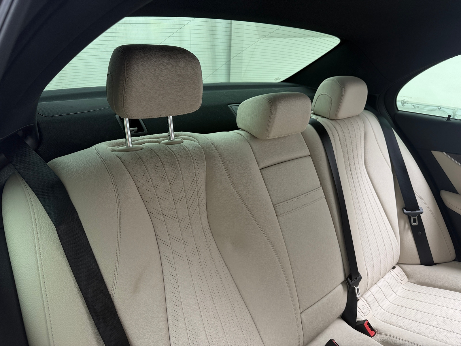 Thumbnail: 2020 Mercedes-Benz E-Class - 5