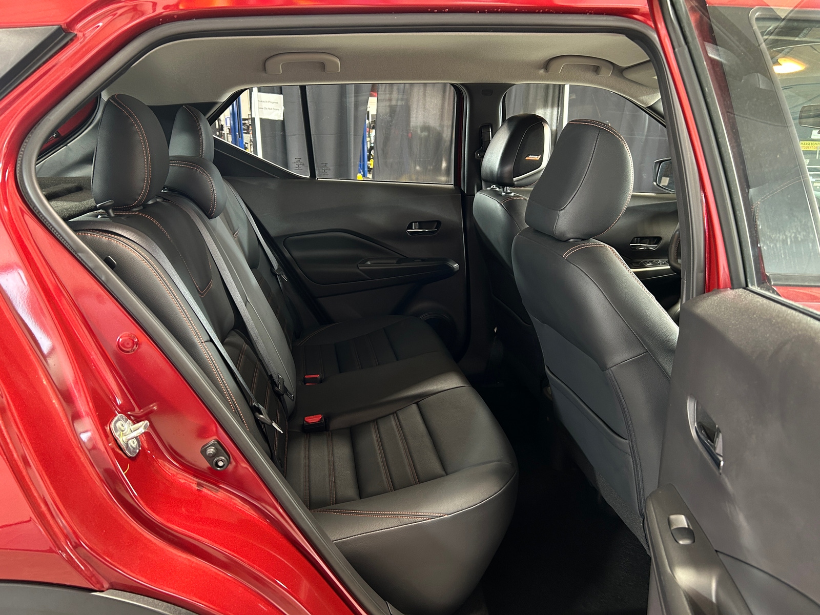 Thumbnail: 2019 Nissan Kicks - 6