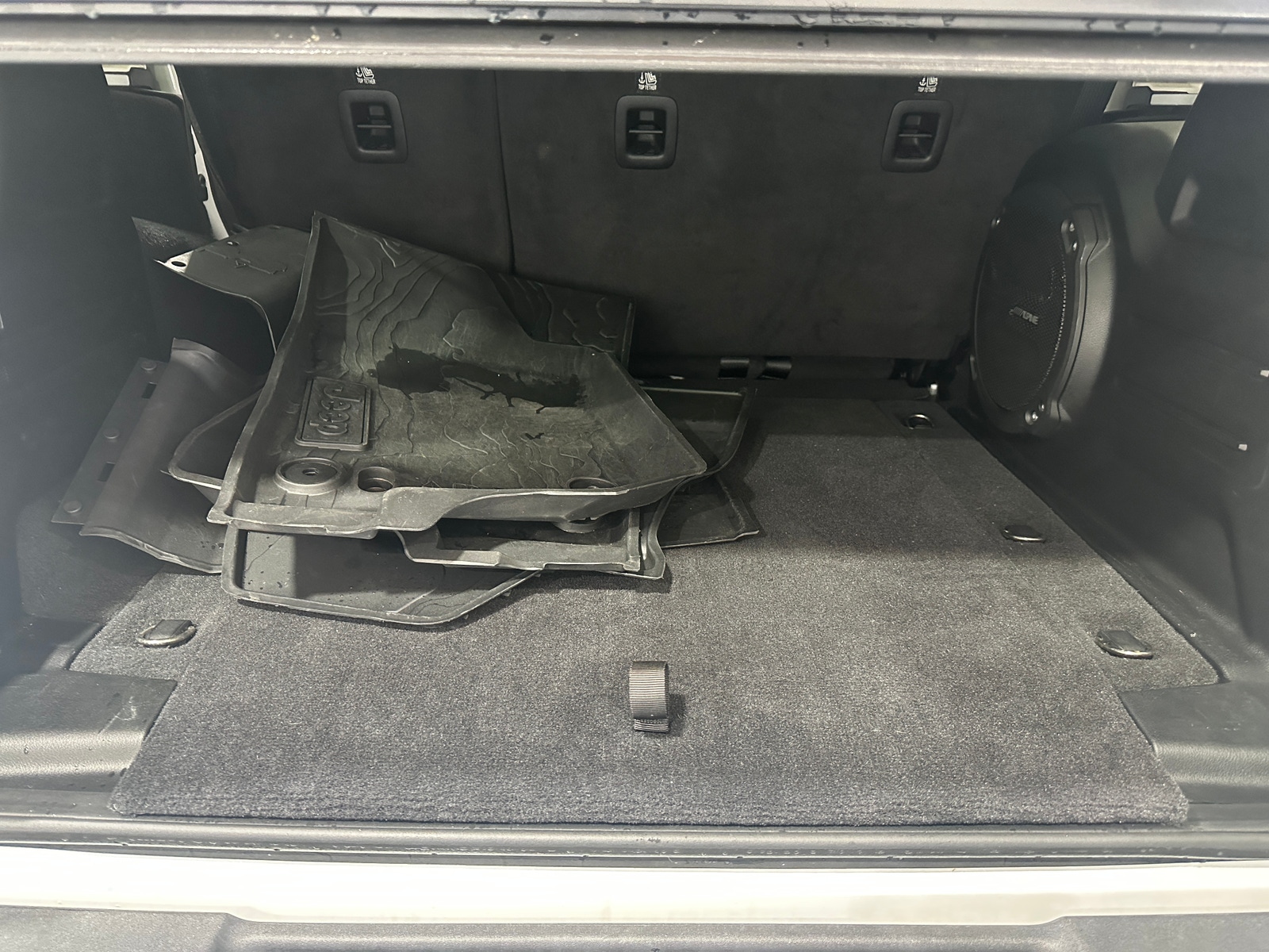 Thumbnail: 2021 Jeep Wrangler - 7