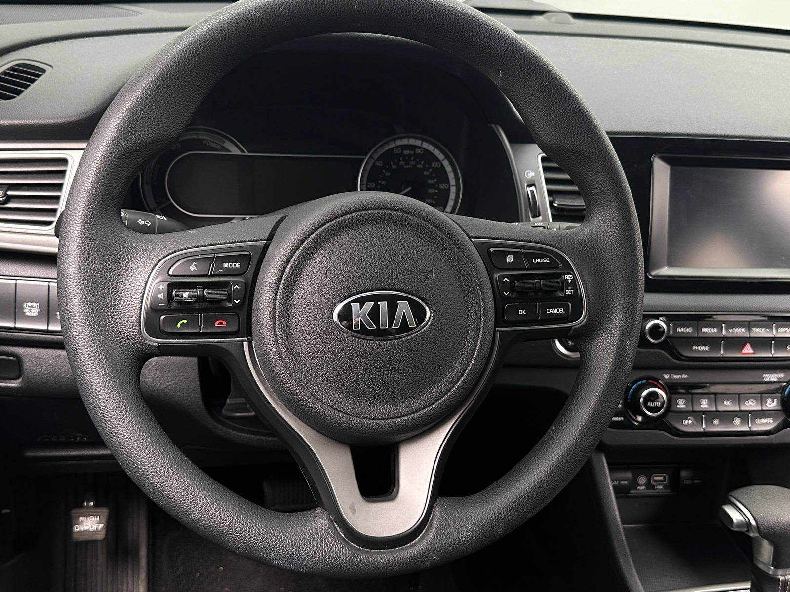 Thumbnail: 2018 Kia Niro - 5