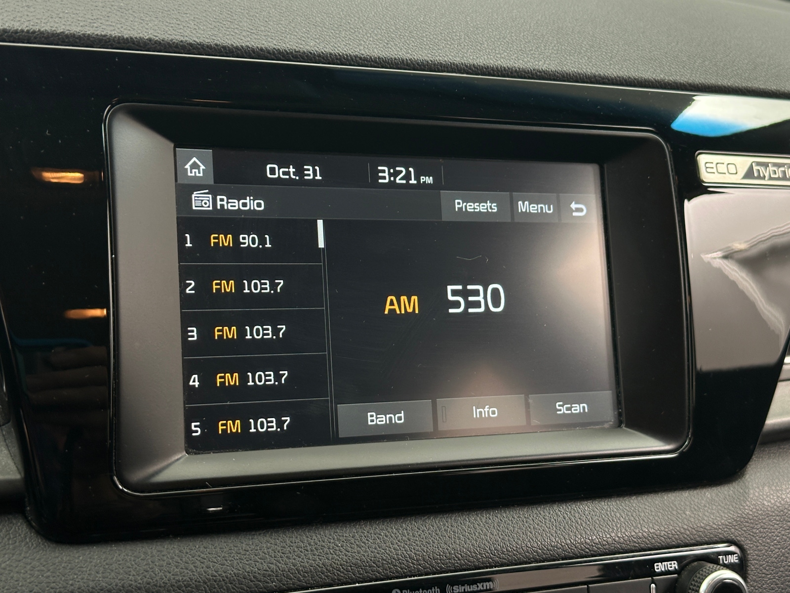 Thumbnail: 2018 Kia Niro - 4