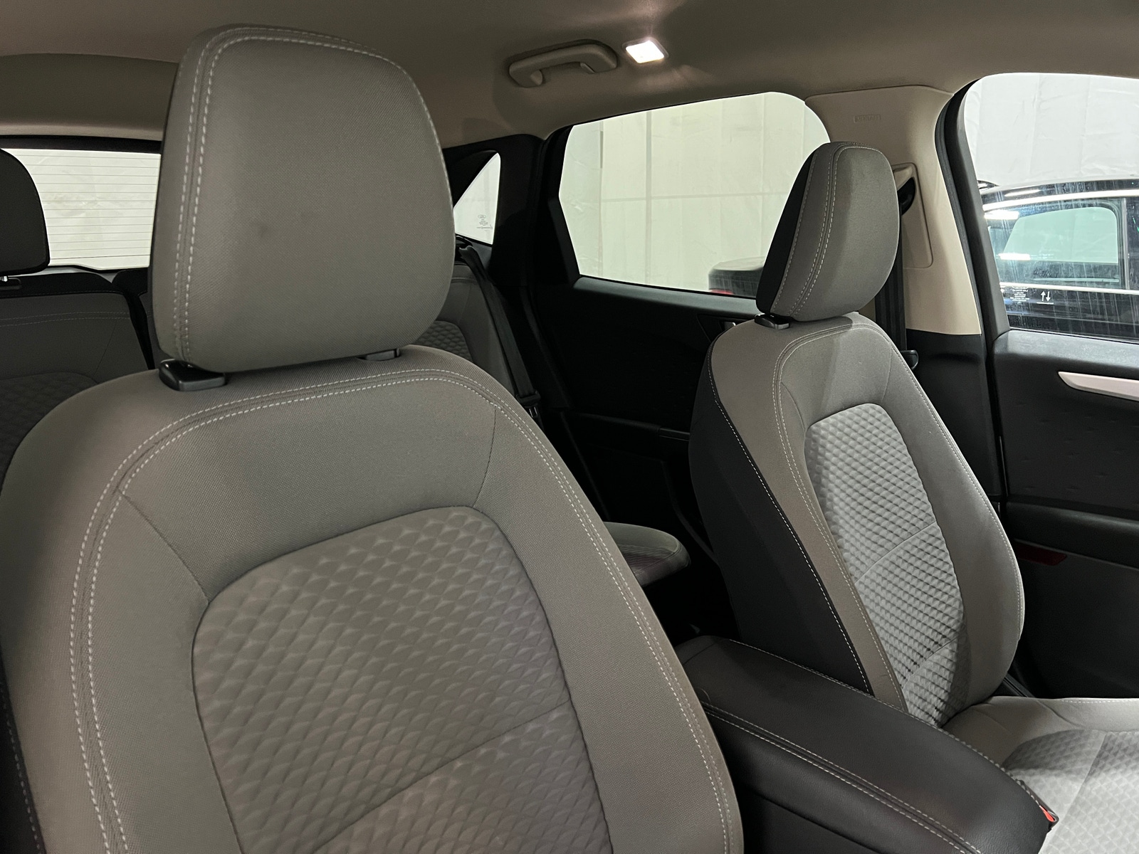 Thumbnail: 2020 Ford Escape - 2