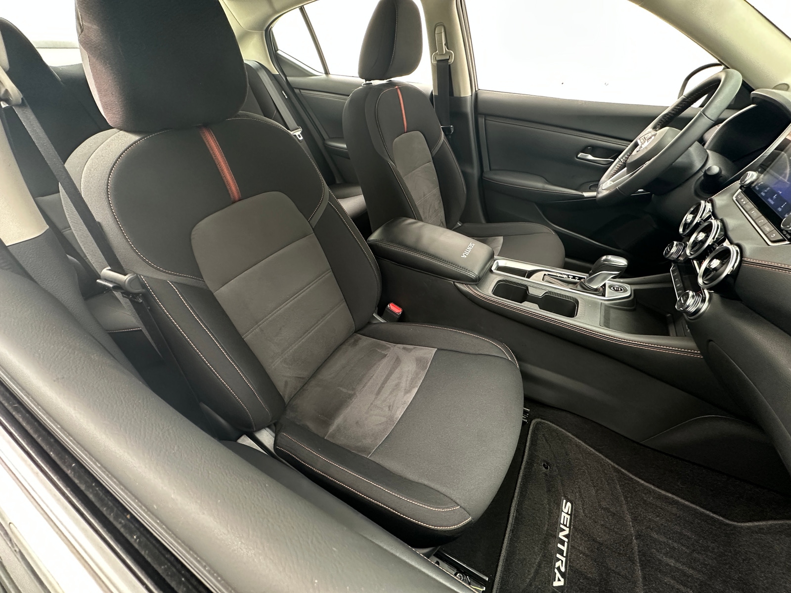 Thumbnail: 2021 Nissan Sentra - 2