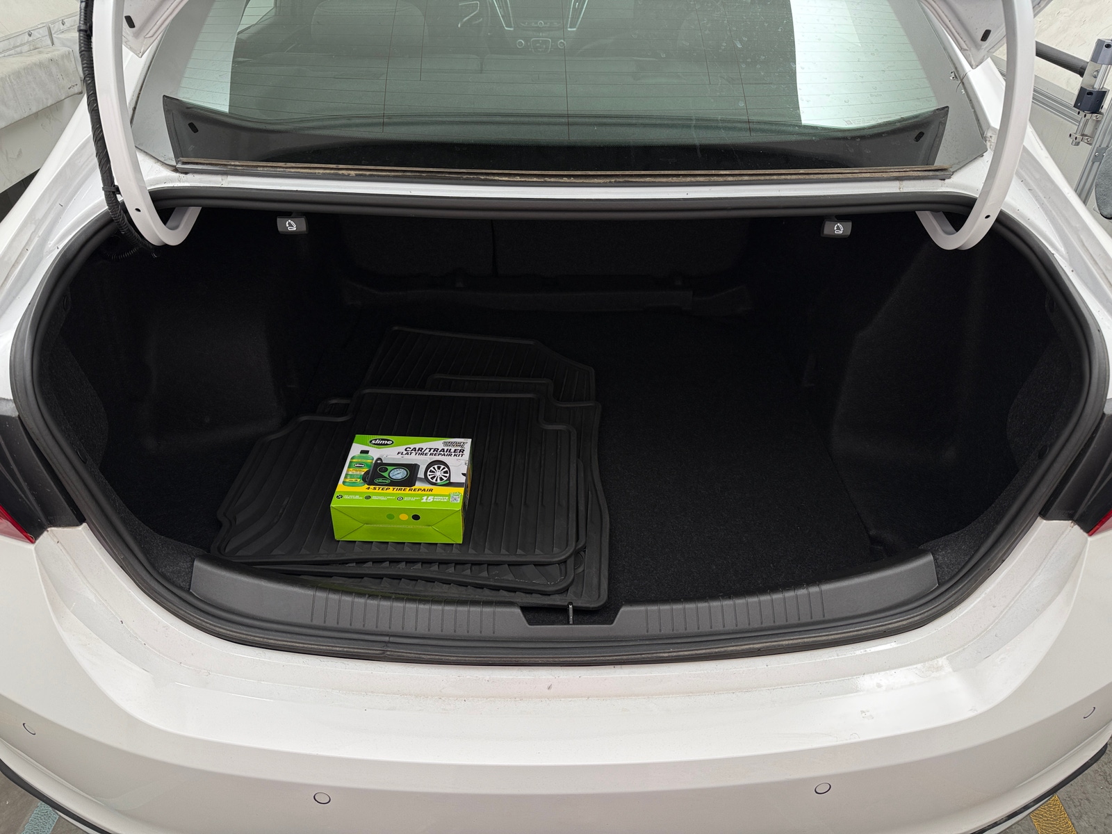 Thumbnail: 2024 Chevrolet Malibu - 7