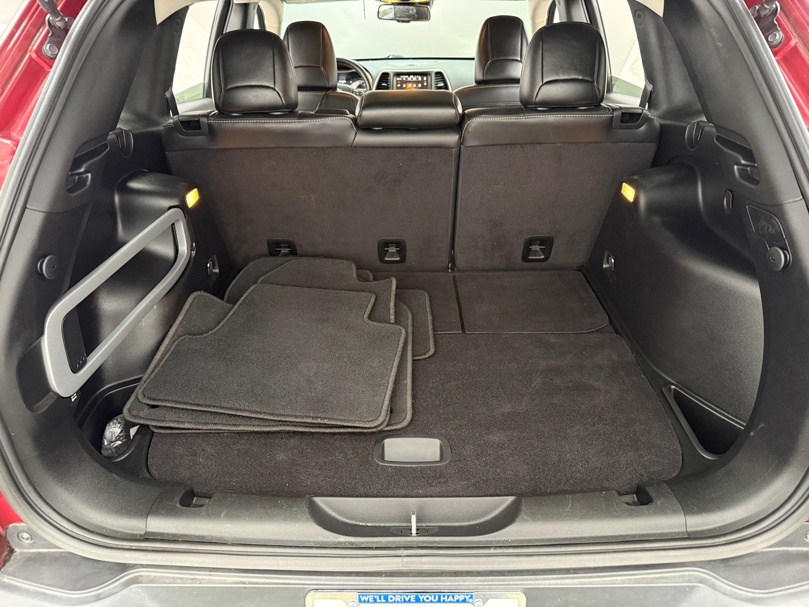 Thumbnail: 2016 Jeep Cherokee - 6