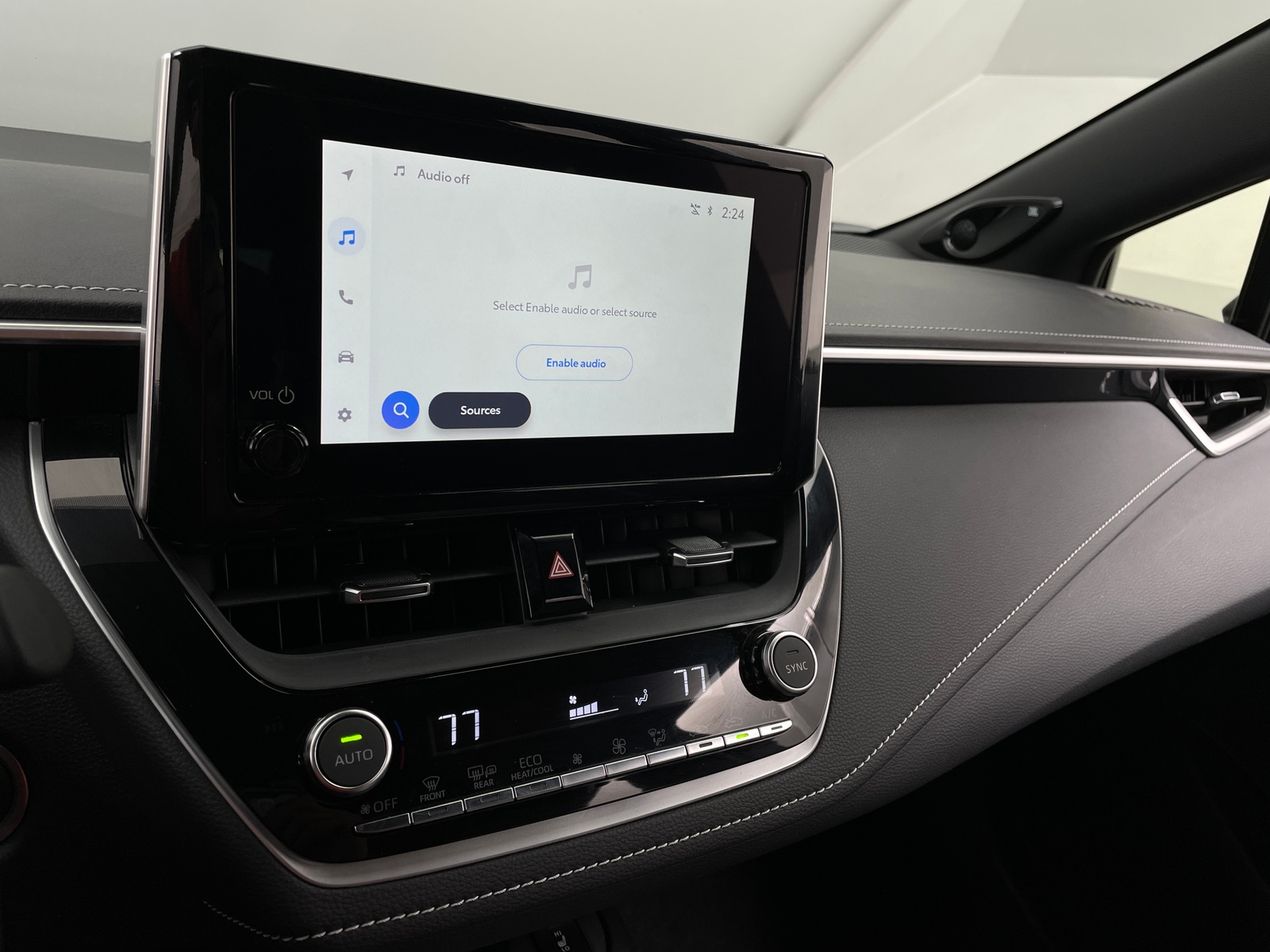 Thumbnail: 2025 Toyota Corolla - 4