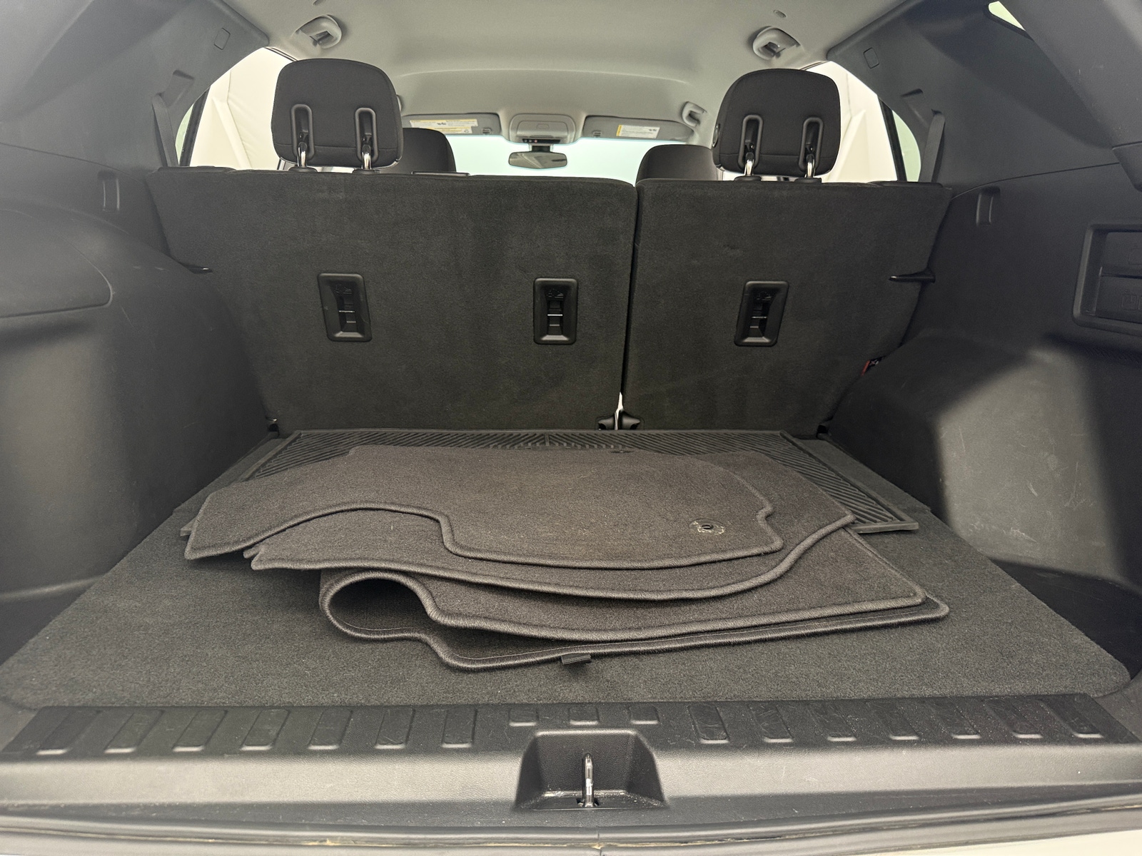 Thumbnail: 2019 Chevrolet Equinox - 7