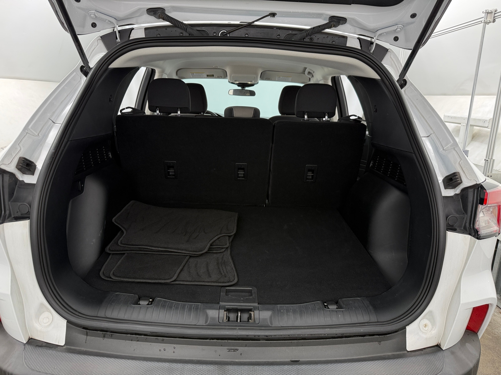 Thumbnail: 2021 Ford Escape - 7