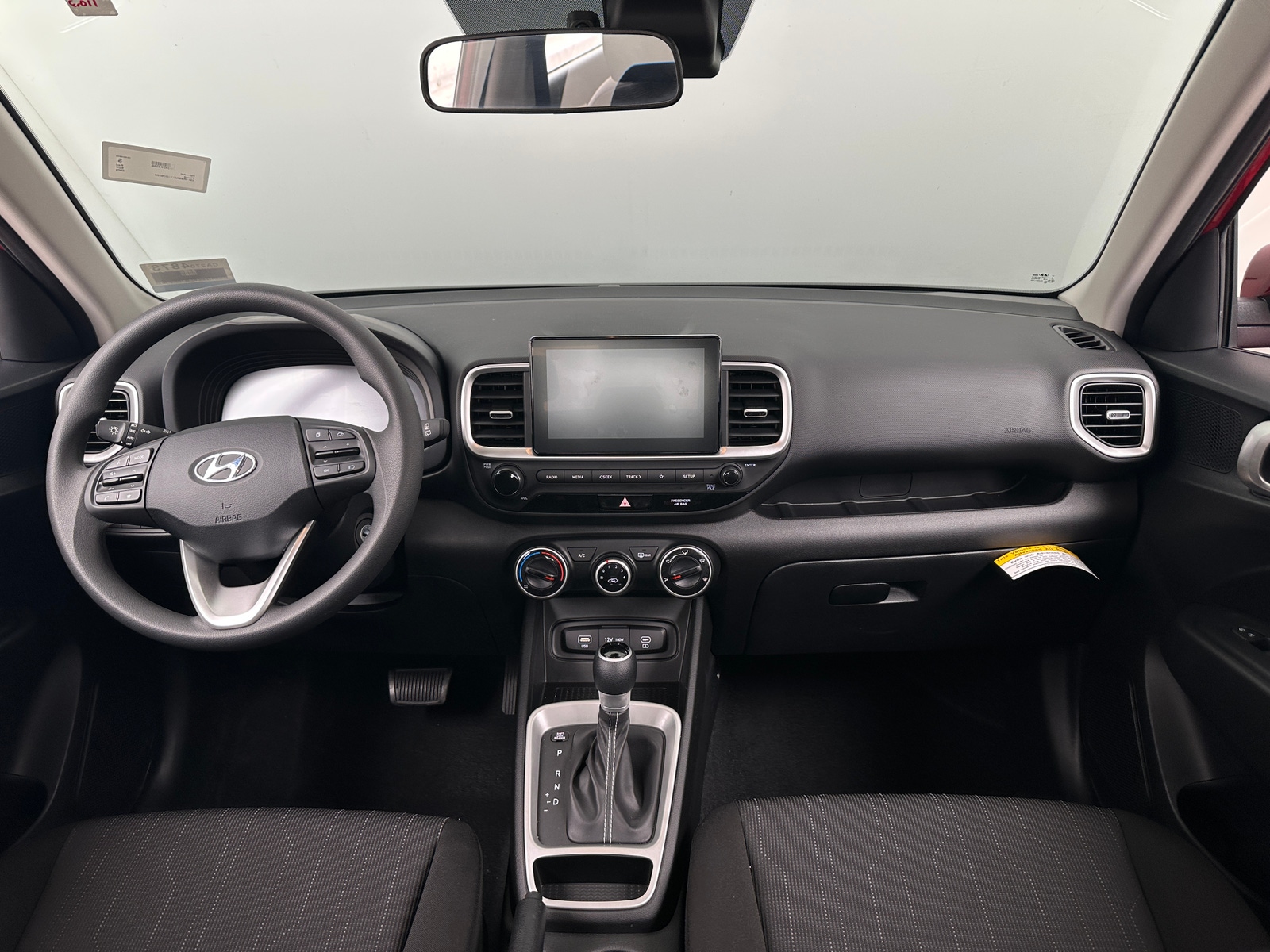 Thumbnail: 2025 Hyundai Venue - 3