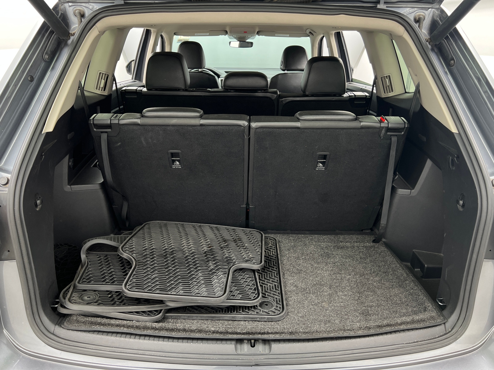 Thumbnail: 2018 Volkswagen Atlas - 6