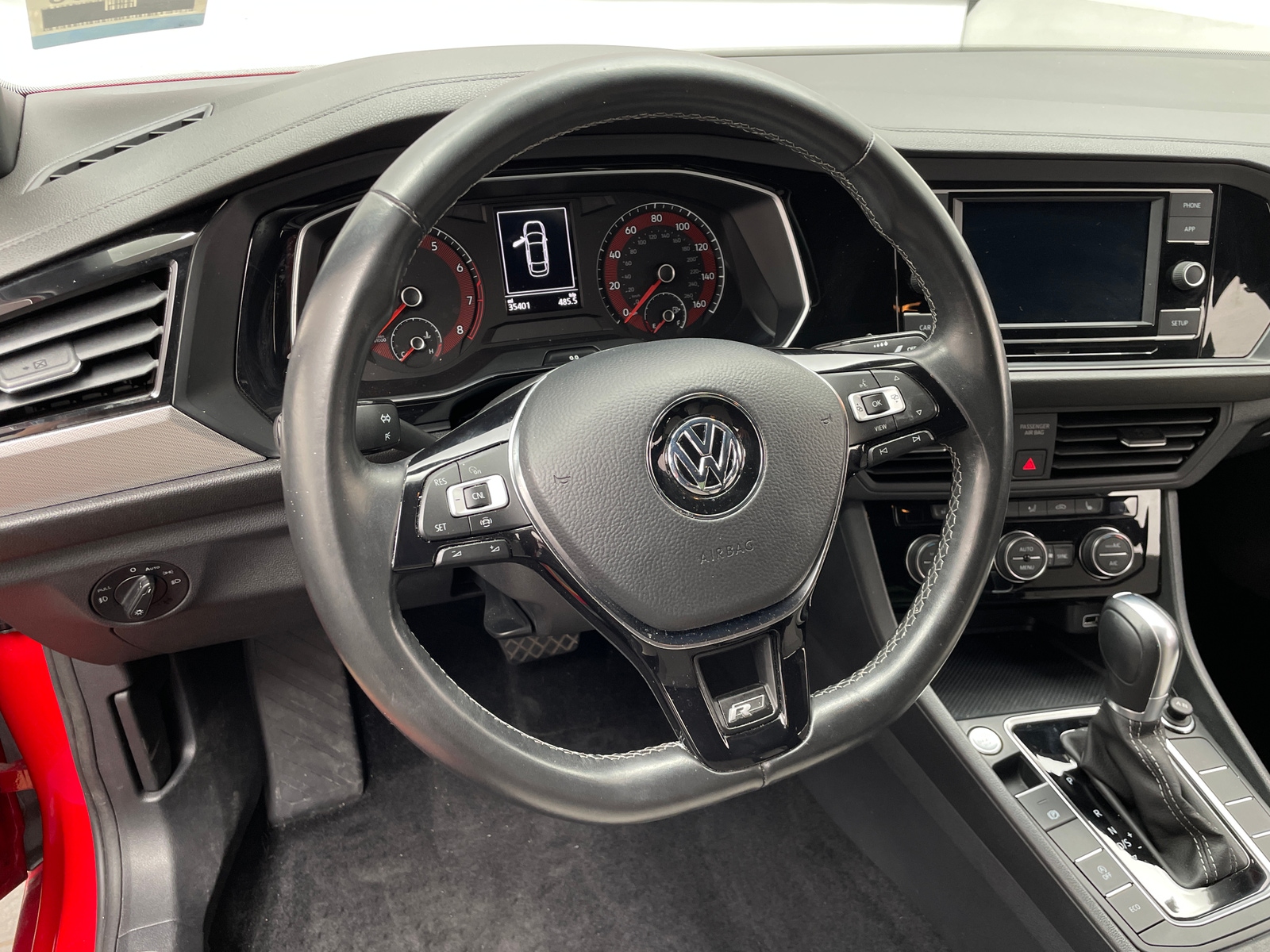 Thumbnail: 2019 Volkswagen Jetta - 4