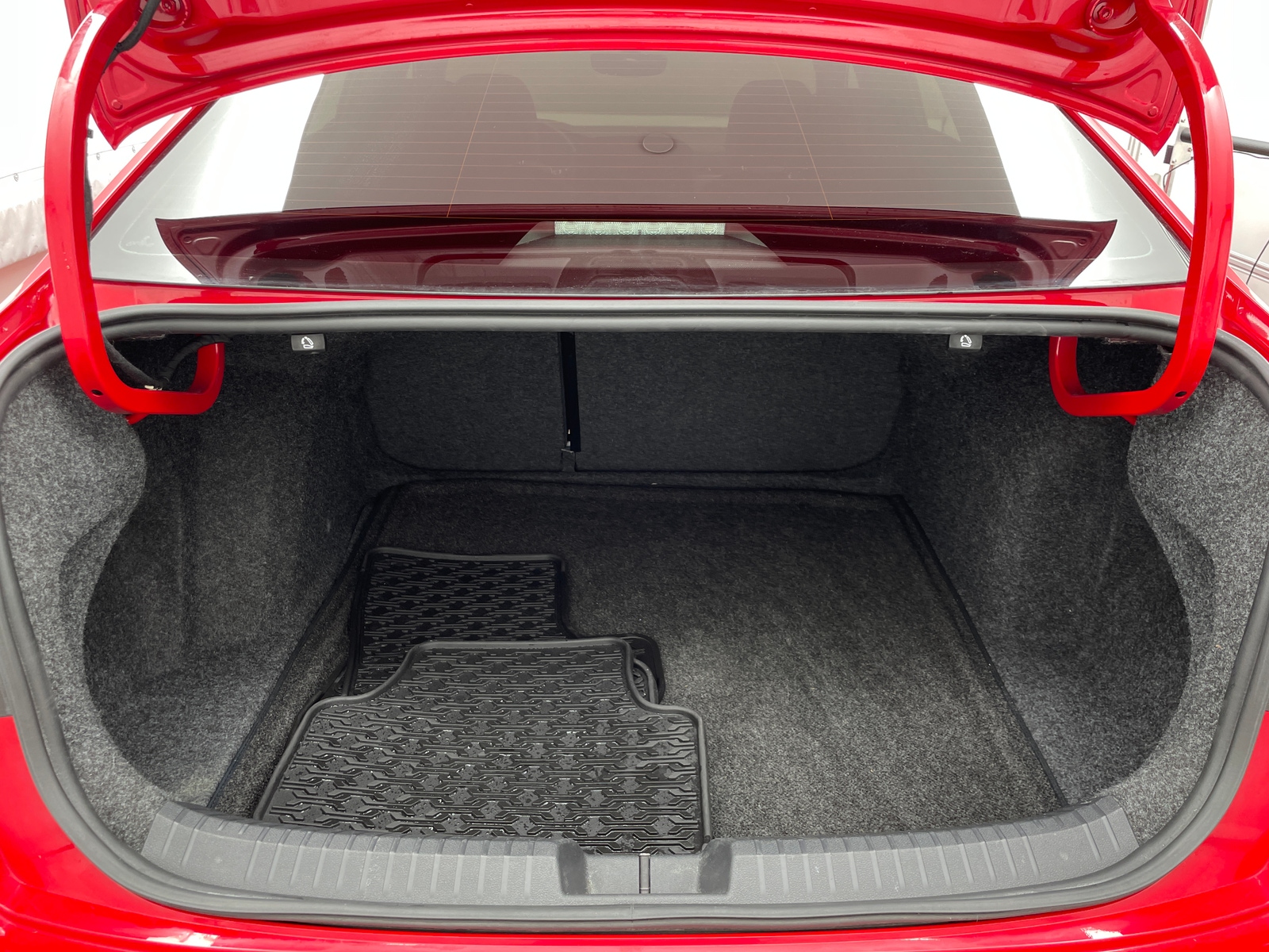 Thumbnail: 2019 Volkswagen Jetta - 6