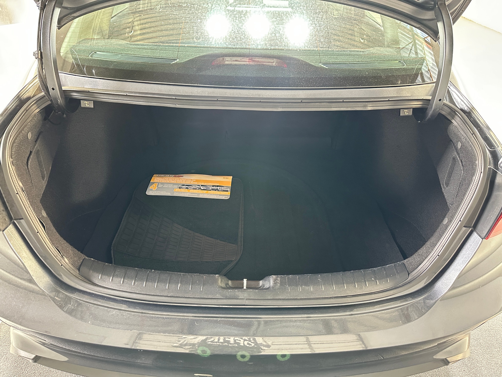 Thumbnail: 2024 Kia Forte - 7