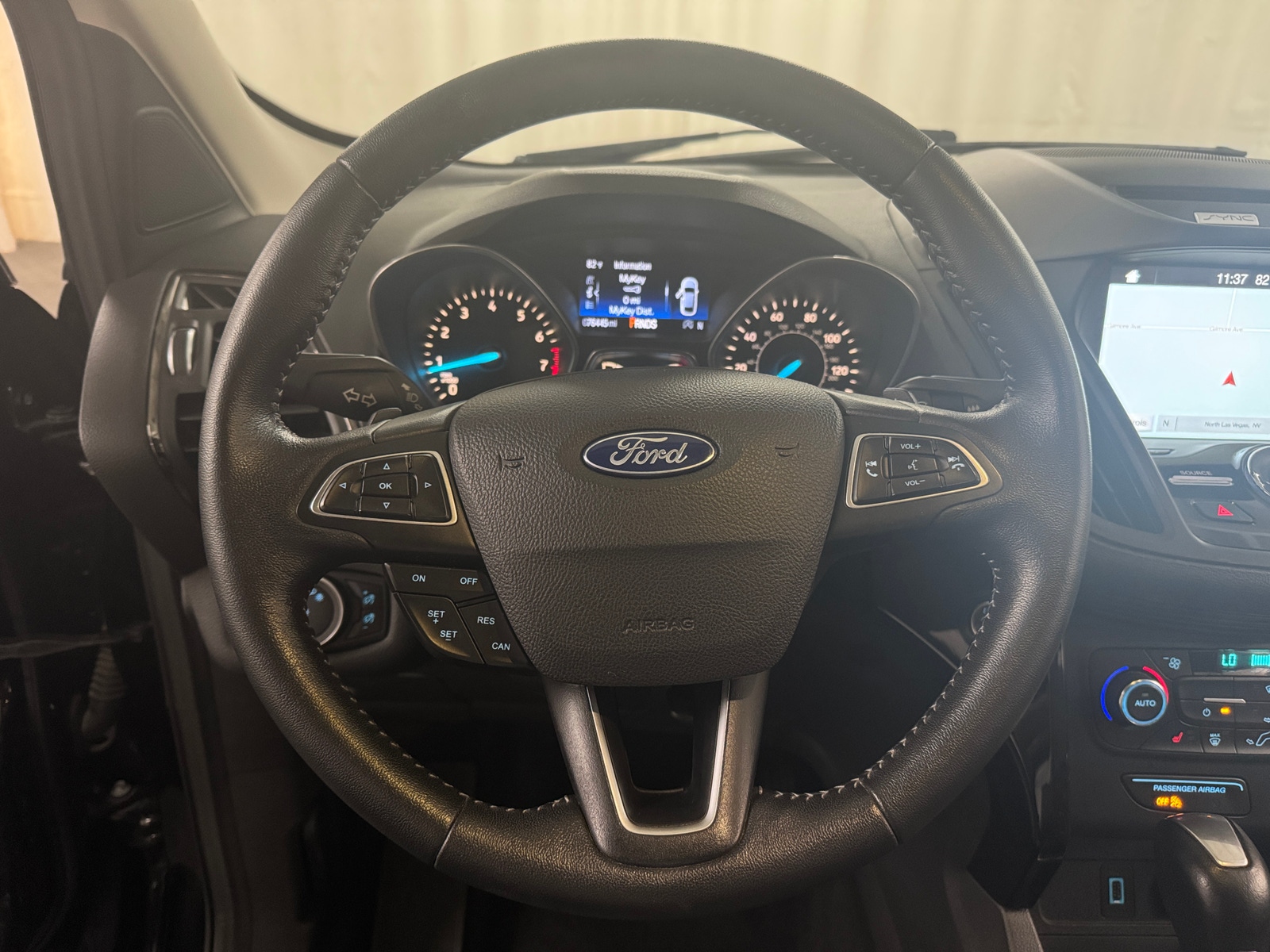 Thumbnail: 2017 Ford Escape - 5