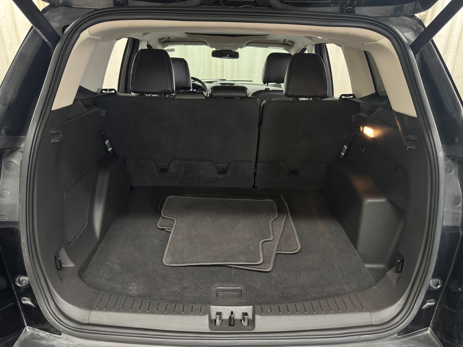 Thumbnail: 2017 Ford Escape - 7