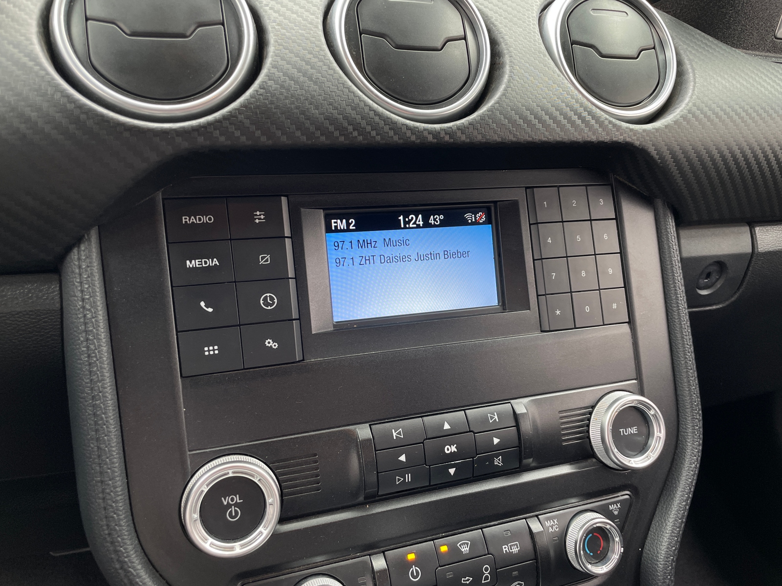 Thumbnail: 2019 Ford Mustang - 3