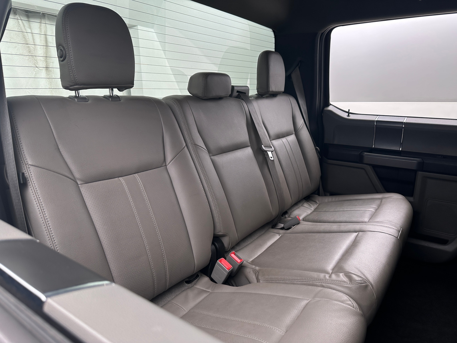 Thumbnail: 2019 Ford Econoline - 6