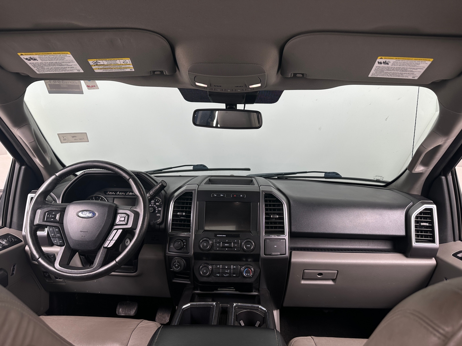 Thumbnail: 2019 Ford Econoline - 3