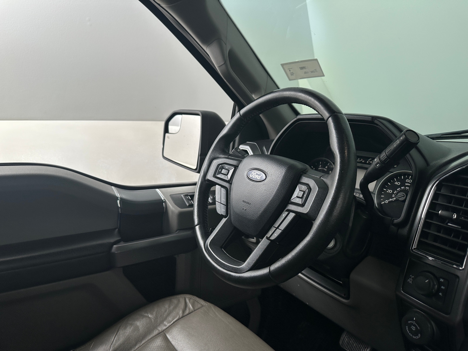 Thumbnail: 2019 Ford Econoline - 5