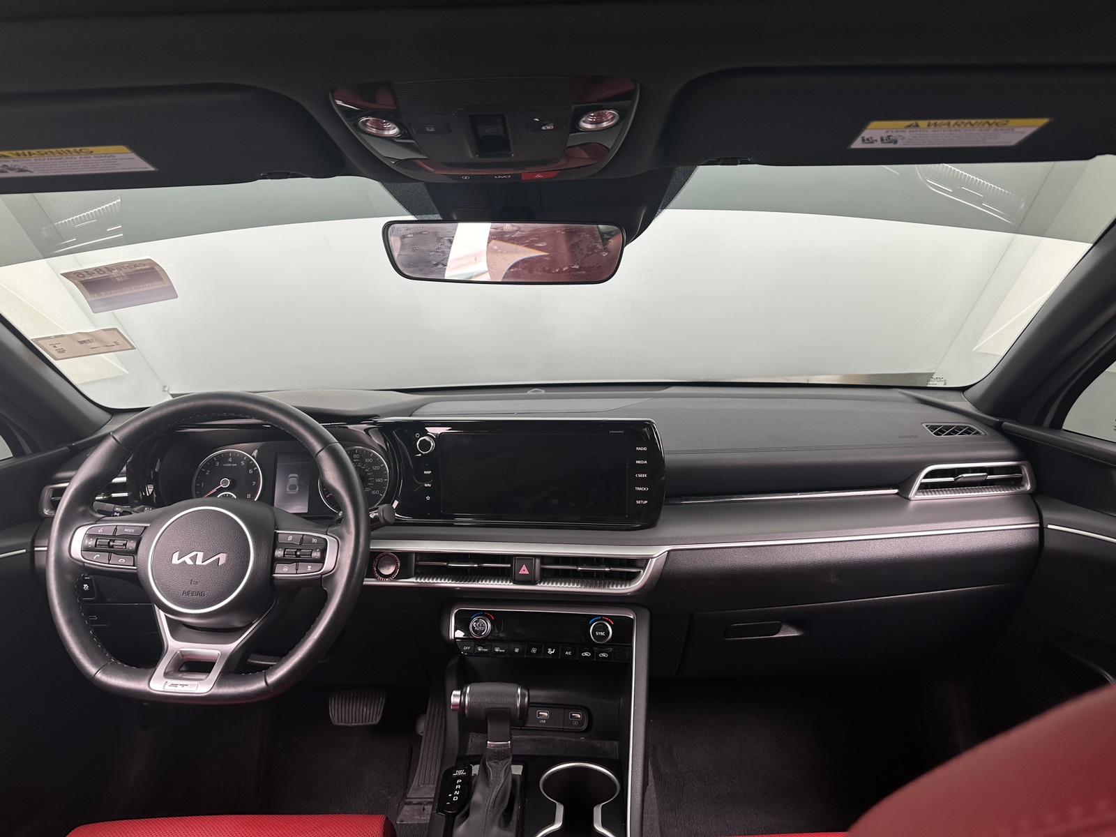 Thumbnail: 2023 Kia K5 - 2